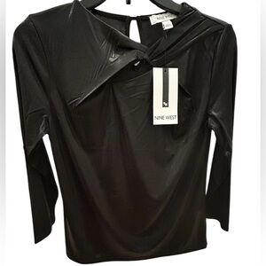 Nine West key hole blouse